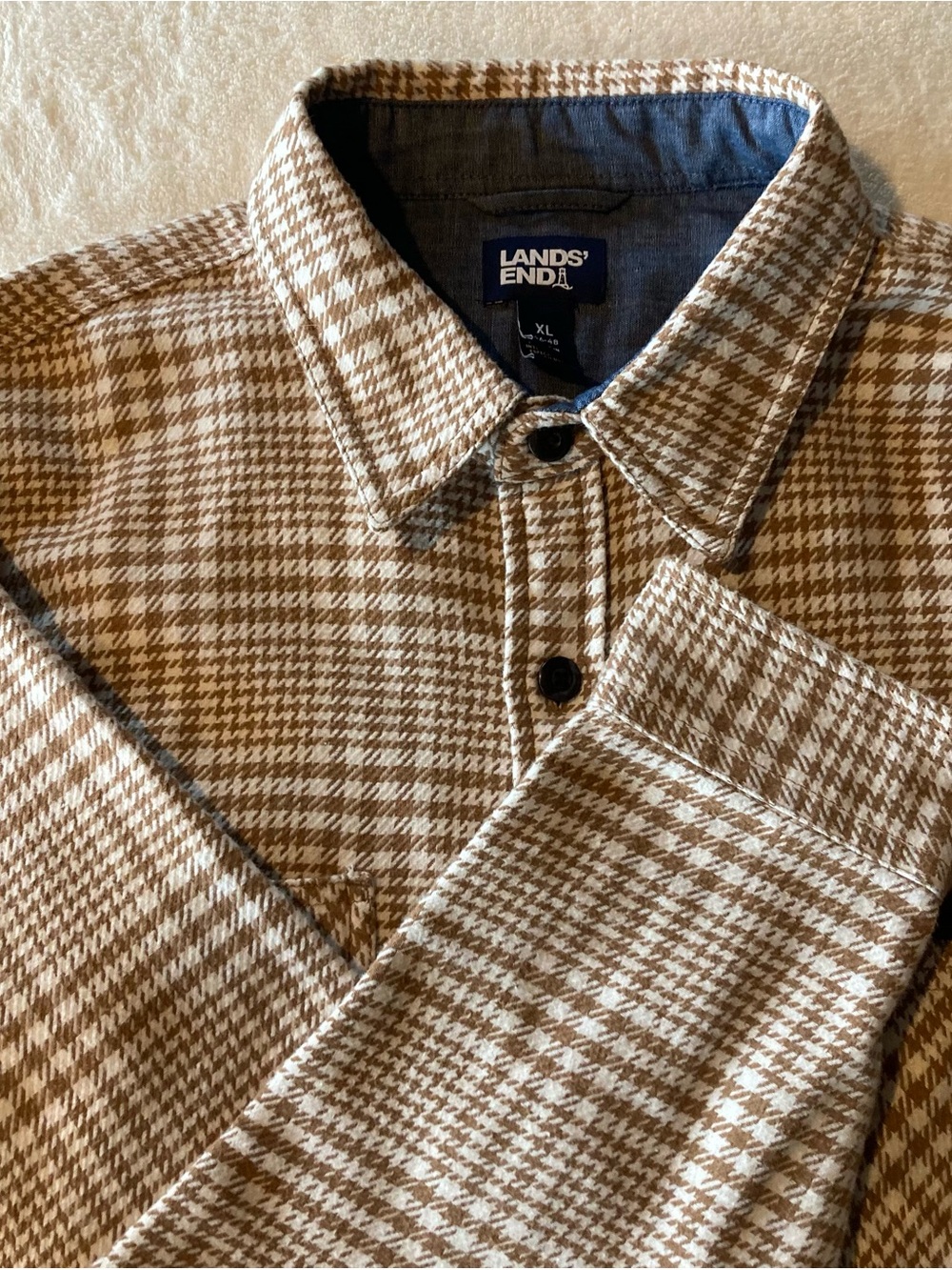 Lands End Mens Rugged Flannel Shirt, cream/camel. Sz XL. Chambray upper lining